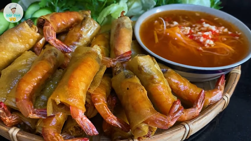 Shrimp fried rolls of Bình Định