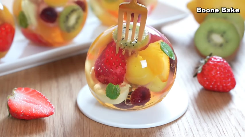 Japanese fruit jelly