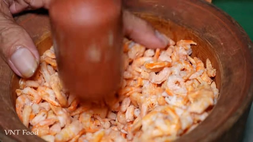 making shrimp salt