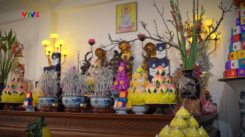 Ritual cakes on the altar