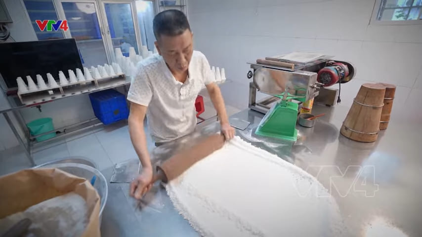 Rolling powder for ritual cakes