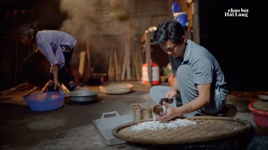 rice flour strands for porridge soup