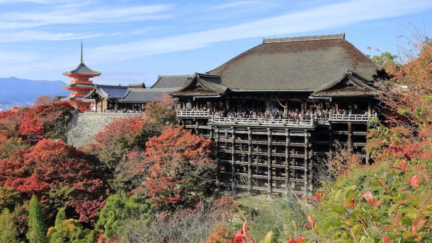 stage of Kiyomizu-dera