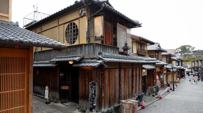 Starbucks on Ninenzaka