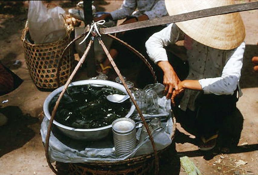 A seller of black jelly 