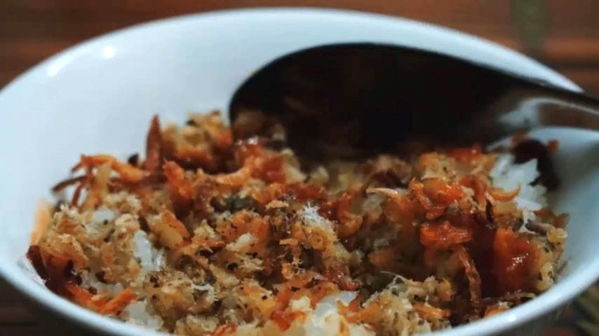 Nam Dinh: sticky rice with perch