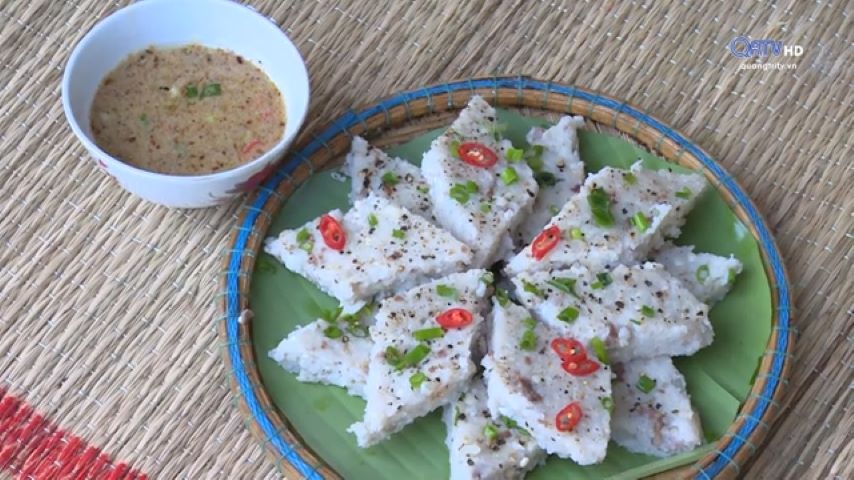 Bánh đúc with duck meat