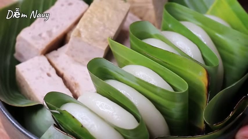 bánh giầy, Round sticky cake
